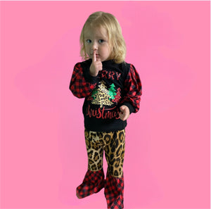 Rockin’ around the Christmas tree